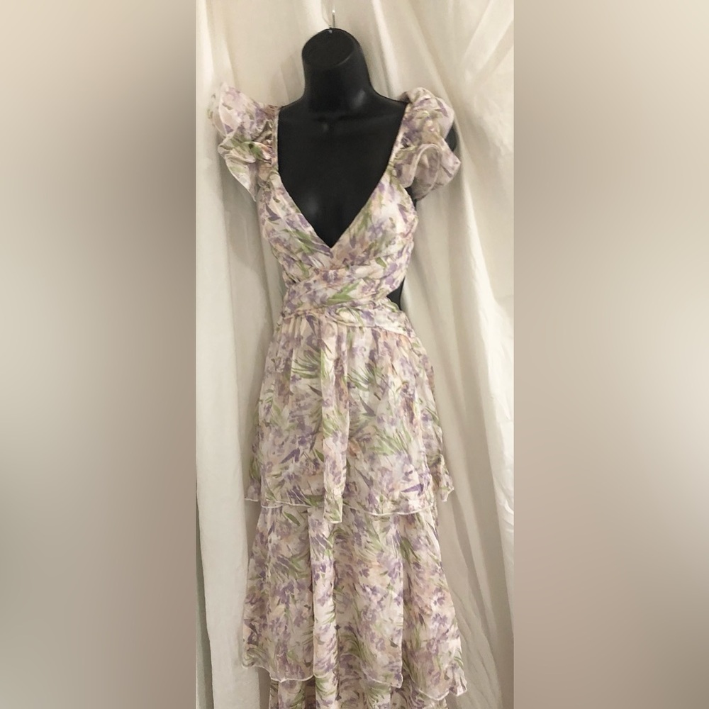 Ethereal ruffled shoulder sweetheart neckline cutout
layered maxi dress size XS - Picture 15 of 16